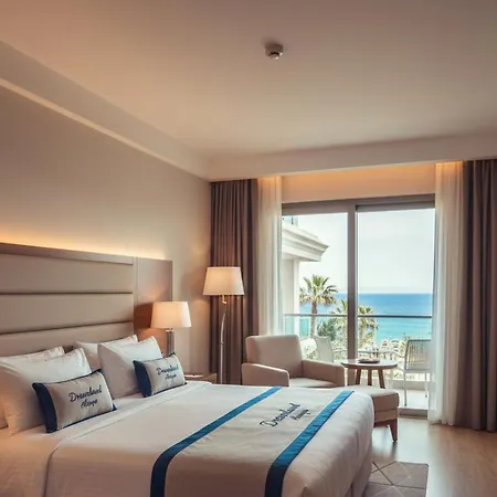 Dreamland & אלאניה