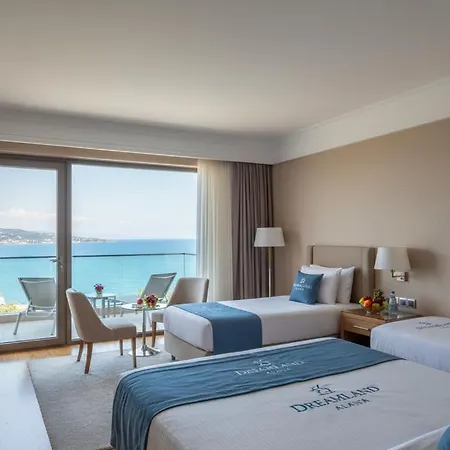 Dreamland & מלון דירות אלאניה